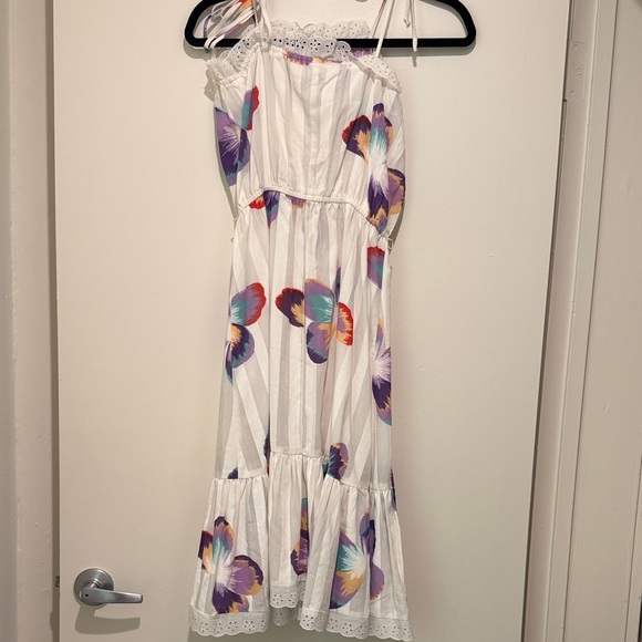 White Floral Butterfly Pleated Sundress - Picture 3 of 4